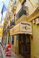 Arteaga Hostal & Baños Árabes Elvira