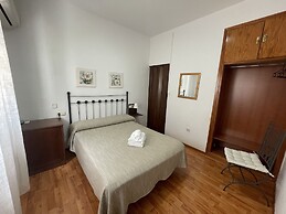 Arteaga Hostal & Baños Árabes Elvira