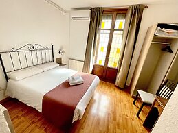 Arteaga Hostal & Baños Árabes Elvira