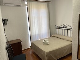 Arteaga Hostal & Baños Árabes Elvira