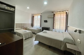 Arteaga Hostal & Baños Árabes Elvira