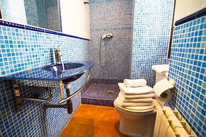 Arteaga Hostal & Baños Árabes Elvira