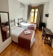 Arteaga Hostal & Baños Árabes Elvira