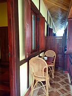 Villa Somphong