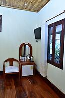 Villa Somphong