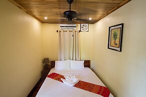 Villa Somphong