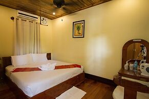 Villa Somphong