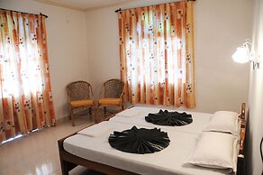 D'souza's Holiday Homes