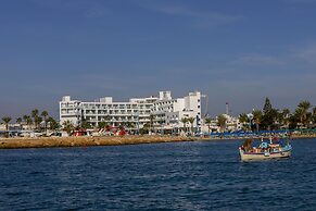 Limanaki Beach Hotel
