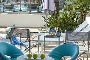 Limanaki Beach Hotel