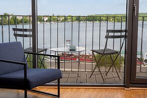 Waveboard Hotel & Boardinghouse