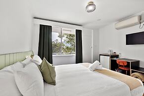 The Palms Motel (Formerly Flinders Motel)