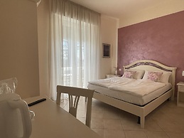 Betty's House