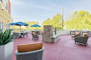 Fairfield Inn & Suites Columbia