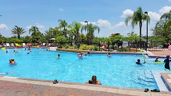 Vista Cay Resort by Casiola Vacation Homes