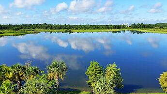 Vista Cay Resort by Casiola Vacation Homes