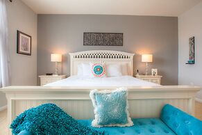 Vista Cay Resort by Casiola Vacation Homes