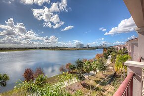 Vista Cay Resort by Casiola Vacation Homes