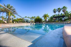 Vista Cay Resort by Casiola Vacation Homes