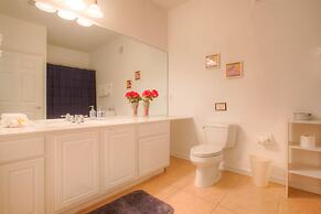 Vista Cay Resort by Casiola Vacation Homes