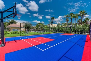 Vista Cay Resort by Casiola Vacation Homes