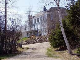 Auberge Cap-aux-Corbeaux