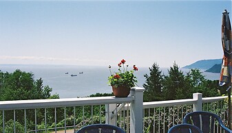 Auberge Cap-aux-Corbeaux