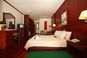 Vansana NamNgum Hotel