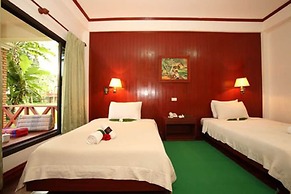 Vansana NamNgum Hotel