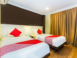 OYO 431 Hotel De Grand Orchard