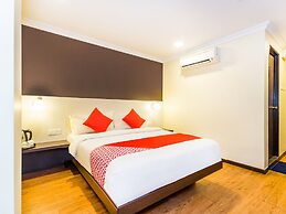 OYO 431 Hotel De Grand Orchard