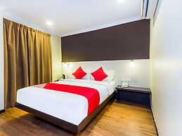 OYO 431 Hotel De Grand Orchard