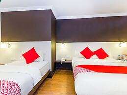 OYO 431 Hotel De Grand Orchard