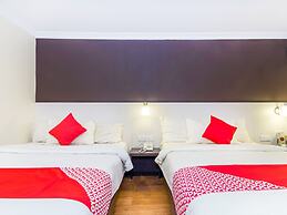 OYO 431 Hotel De Grand Orchard