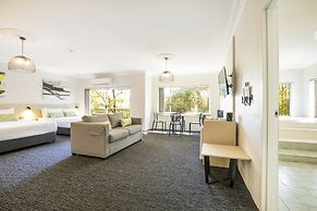 Nightcap at Blue Cattle Dog Hotel