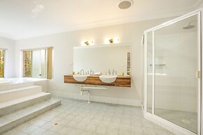 Nightcap at Blue Cattle Dog Hotel