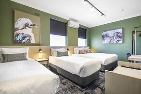 Nightcap at Pritchards Hotel