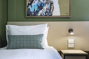 Nightcap at Pritchards Hotel