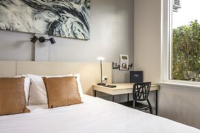 Nightcap at Colyton Hotel