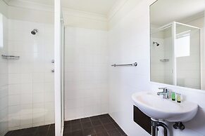 Nightcap at Colyton Hotel