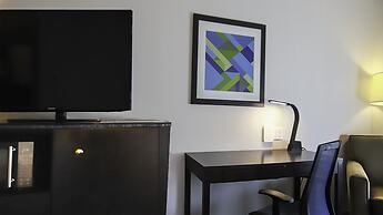 Holiday Inn Express & Suites Ironton by IHG