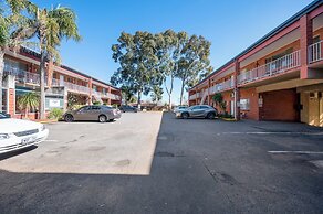 Adelaide Granada Motor Inn