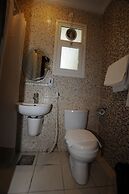 Al Muhanna Plaza Hotel