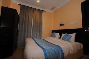 Al Muhanna Plaza Hotel