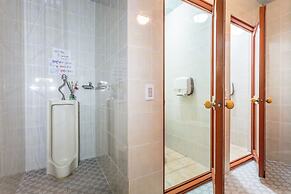 Olleh Windmill Pension & Guesthouse - Hostel