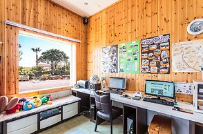 Olleh Windmill Pension & Guesthouse - Hostel