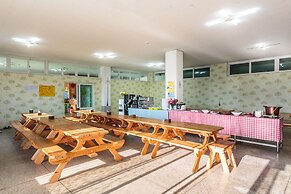 Olleh Windmill Pension & Guesthouse - Hostel