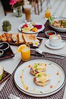 Samanea Beach Resort & Spa