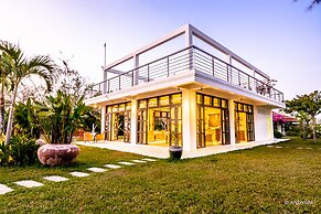 Samanea Beach Resort & Spa