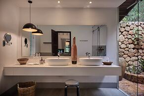 Samanea Beach Resort & Spa